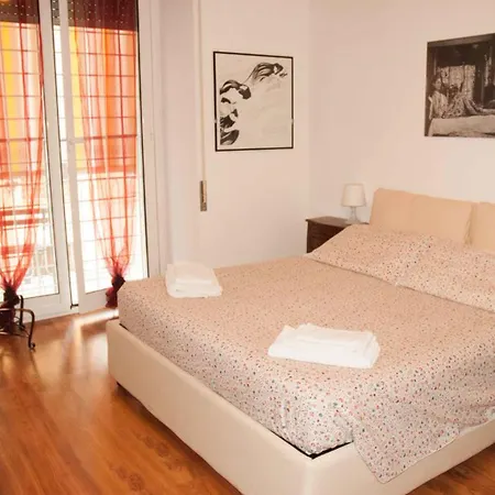 Casa Cimabue ホテル 2*
